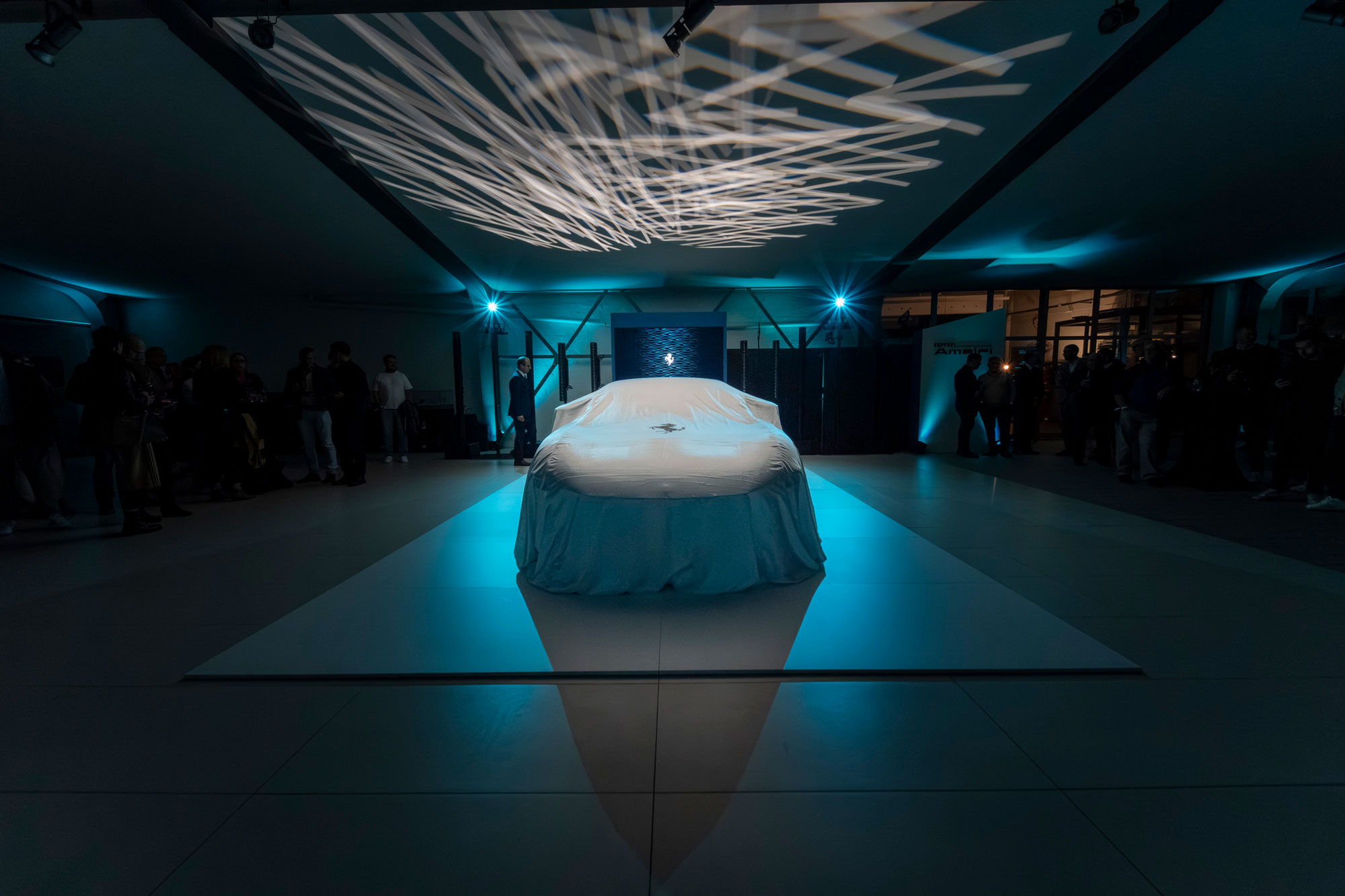 Niki Hasler x Ferrari Amalfi – Niki Hasler